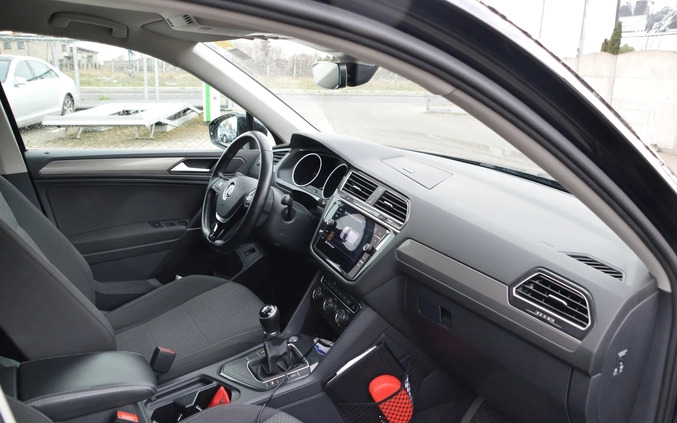 Volkswagen Tiguan Allspace cena 95000 przebieg: 168000, rok produkcji 2019 z Zgorzelec małe 137